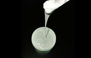 導(dǎo)熱硅脂跟導(dǎo)熱硅膠片他們的區(qū)別和分別應(yīng)用在哪里？